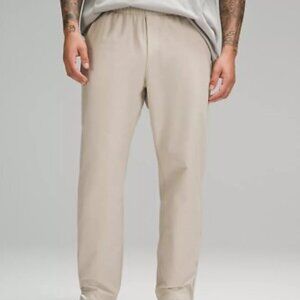 Lululemon ABC Light Utilitech Pull-On Pant Mojave Tan